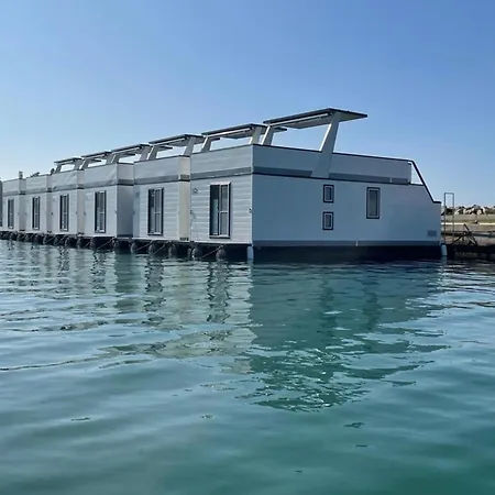 Houseboat With Hot Tub And Marina View Novigrad (Istria)